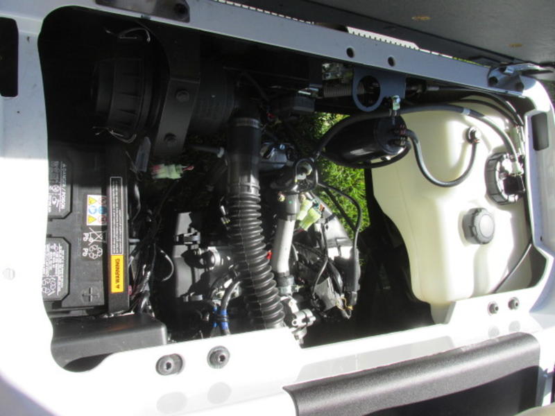 2023 E-Z-GO Valor® EX1 Gas - Image 5